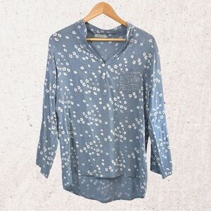 Blue and White Relaxed Blouse with Mandarin Collar